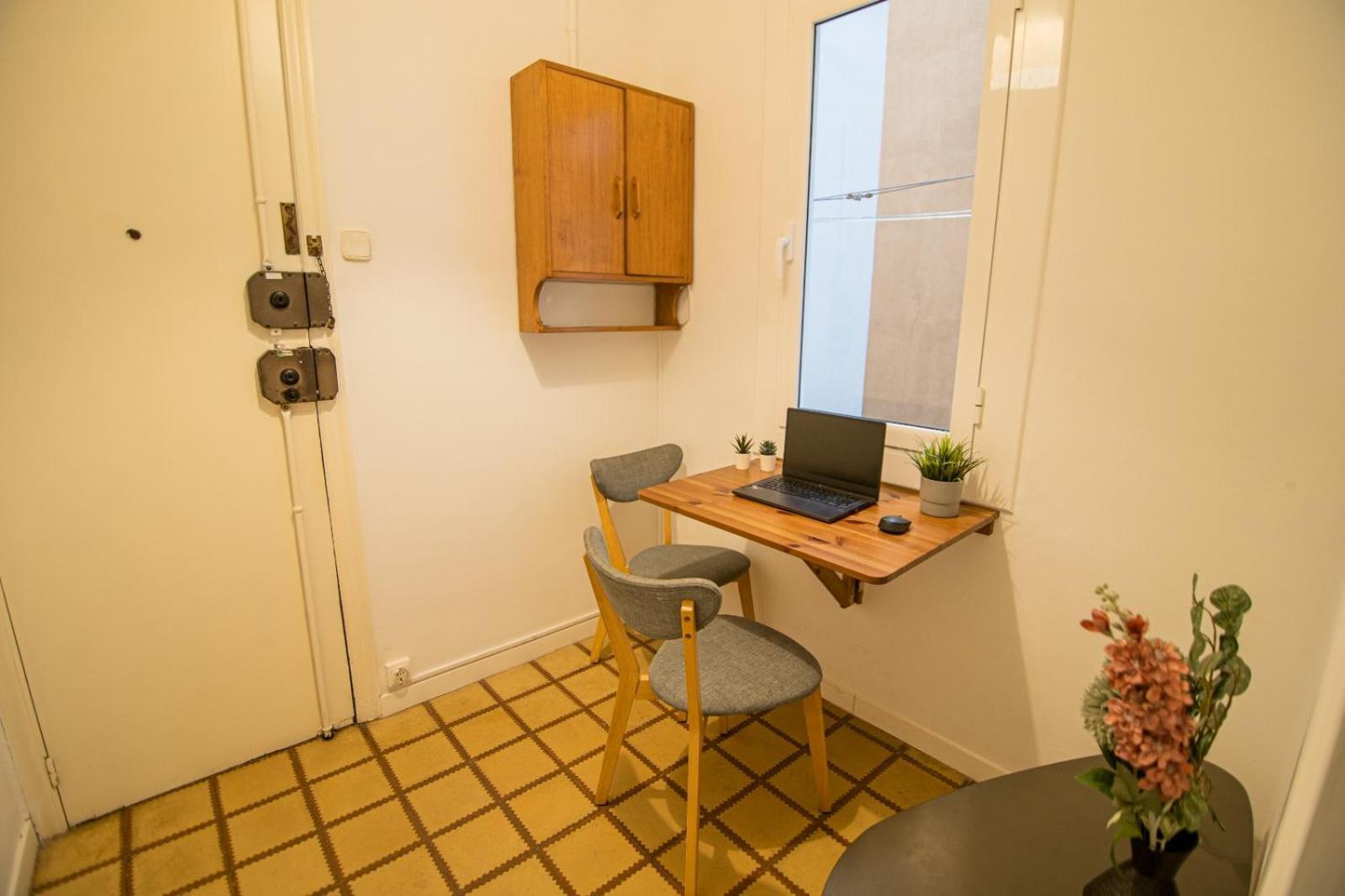 Blai Albergue Barcelona Exterior foto